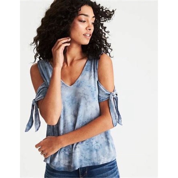 American Eagle NWT Soft & Sexy Cold Shoulder Tie Dye Tee Size Small Blue/White - Picture 1 of 9